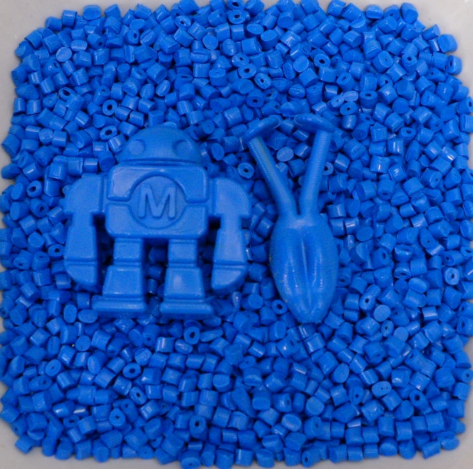 ultramarine blue plastic pellets and molded parts